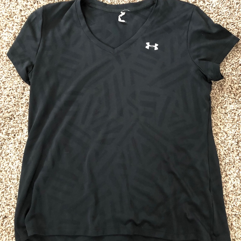 Women’s breathable athletic shirt